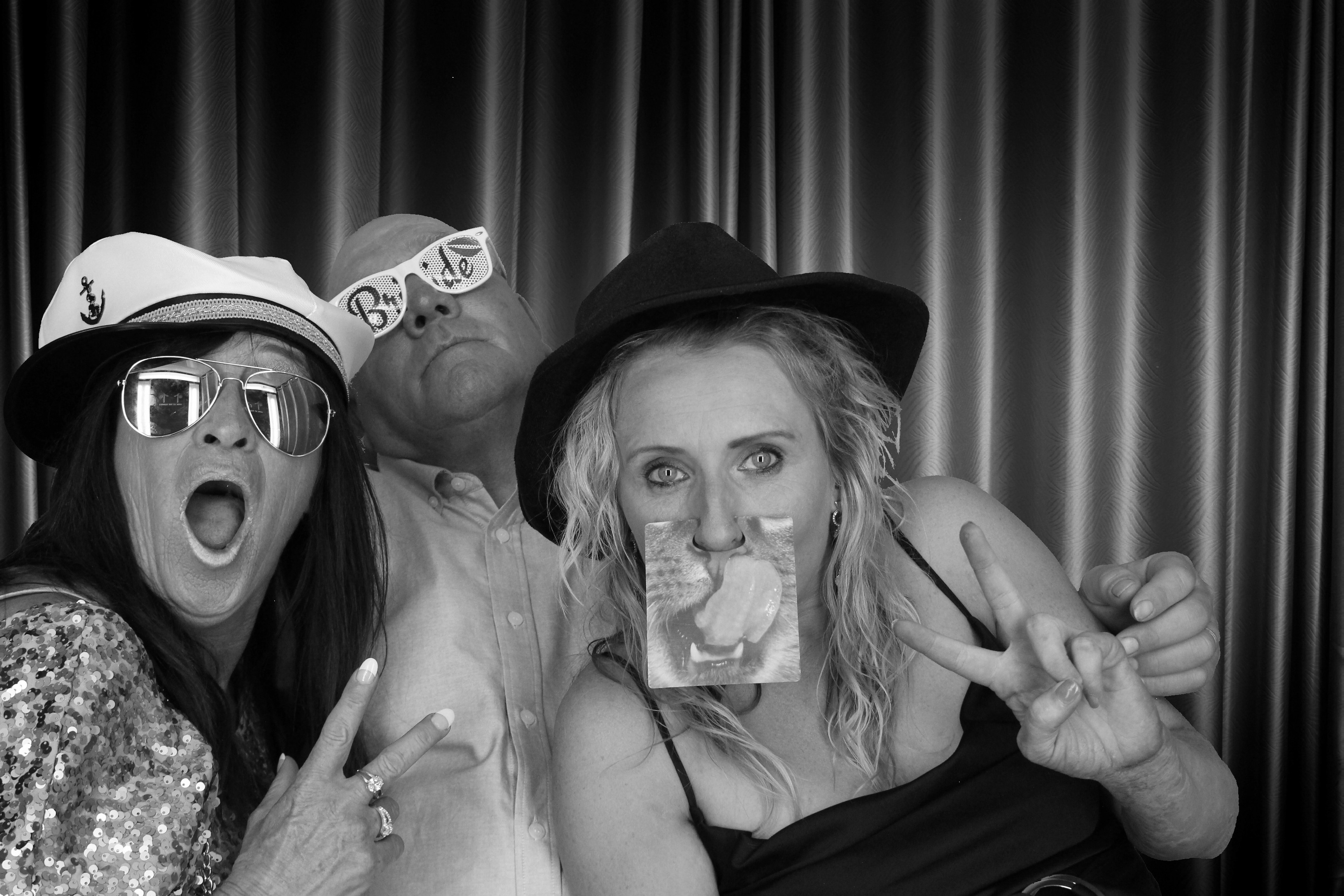 Jennie & Graham's wedding vow renewal  | View more photos from the event at gallery.myphotoboothexperience.co.uk/u/MyPhotoBoothExperienceLtd/Jennie-Grahams-wedding-vow-renewal